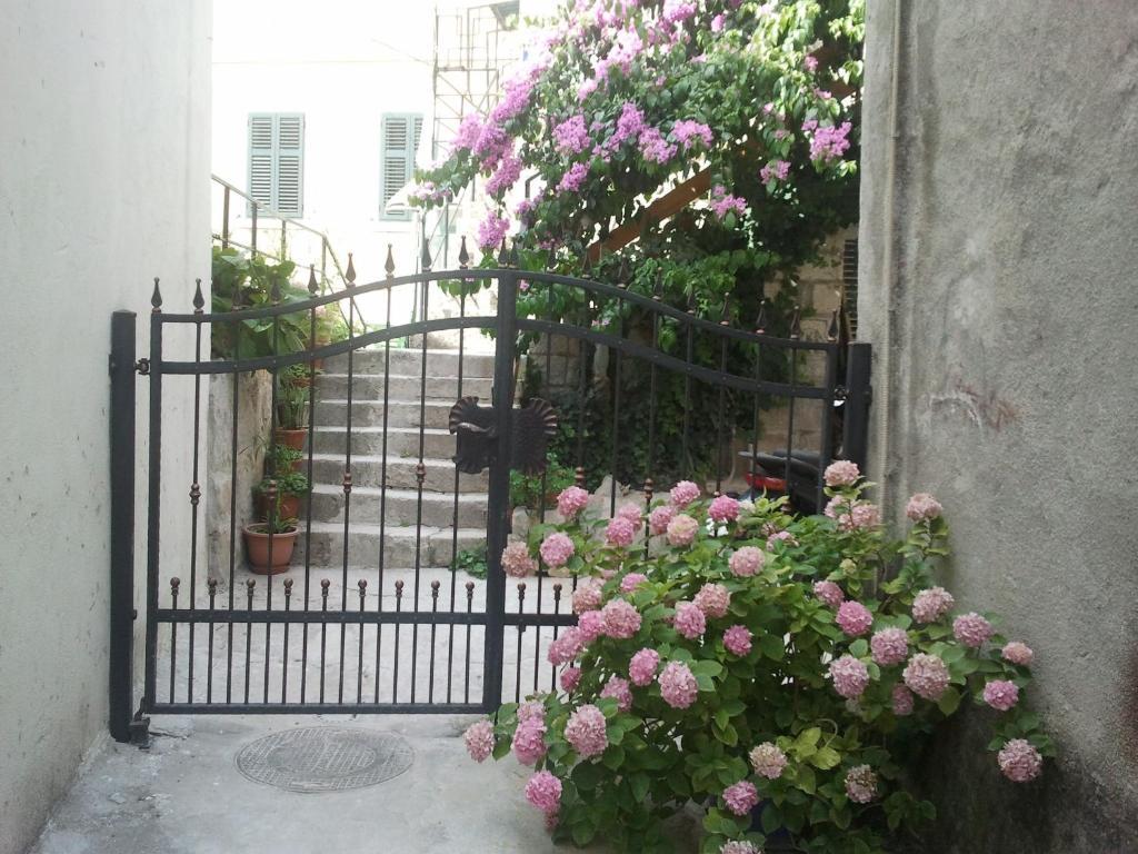 Apartments Sara Hvar Town Bilik gambar